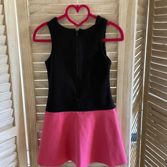 Stylin! - Picture 2 of 2